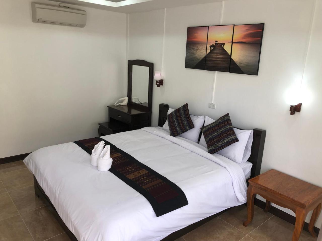 Jasmine Vangvieng Hotel Ванг Виенг Екстериор снимка
