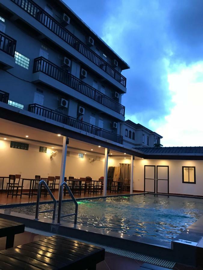 Jasmine Vangvieng Hotel Ванг Виенг Екстериор снимка
